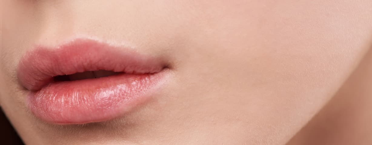 background relacionado ao procedimento Hydra Gloss Lips